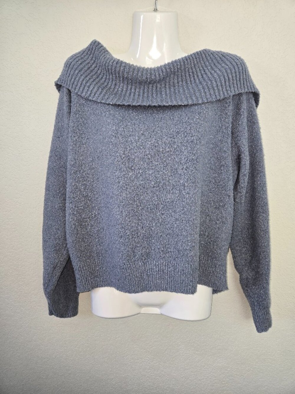 Hollister Soft Knit Off-the-Shoulder Sweater | Size Large